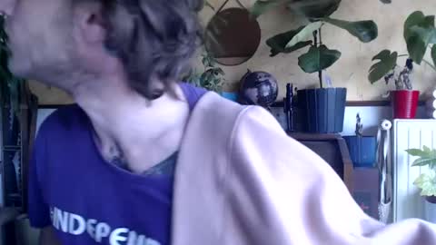 Billy FingerCut online show from 03.12.25