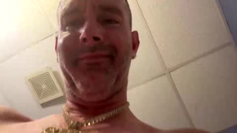 Snapshot of billyscobis chatting on 10.29.25 billyscobis online show from 10.29.25