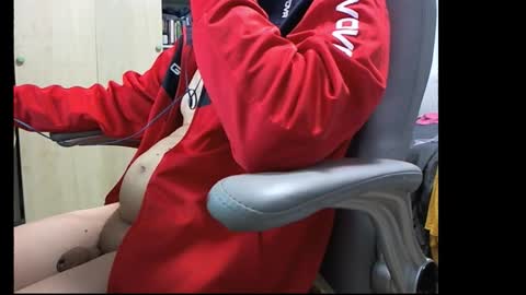 Snapshot of bilove222 chatting on 11.26.25 bilove222 online show from 11.26.25