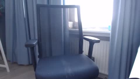 bimbo_boi01 online show from 11.06.25