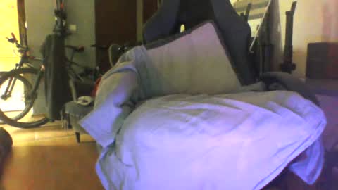Snapshot of binder2122 chatting on 06.12.26 binder2122 online show from 06.12.26