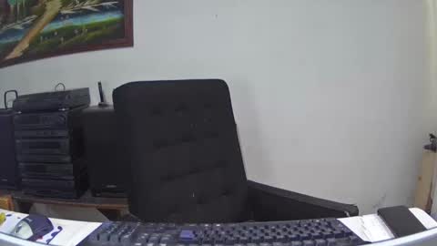 Snapshot of bisexmangenx chatting on 01.18.25 Manu O online show from 01.18.25