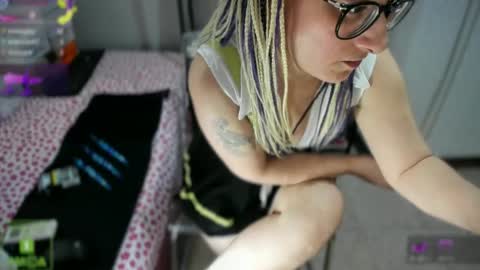 Snapshot of bisexyeliz35 chatting on 06.11.26 bisex woman online show from 06.11.26