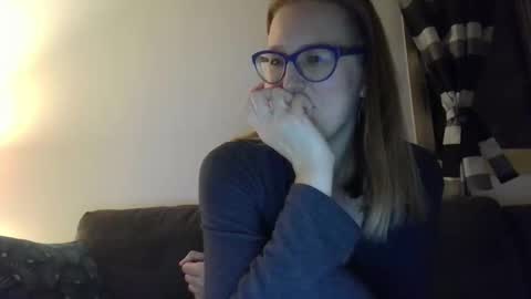 Snapshot of bisons5679946 chatting on 10.31.25 bisons online show from 10.31.25