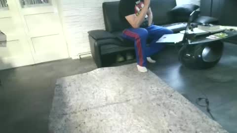 Snapshot of bitchnk chatting on 12.08.24 Bitchnk online show from 12.08.24