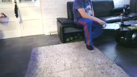 Snapshot of bitchnk chatting on 12.29.24 Bitchnk online show from 12.29.24