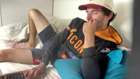 bitedeforain online show from 10.18.25