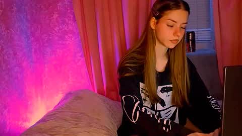 Snapshot of bitter__peach chatting on 03.02.26 Margo online show from 03.02.26