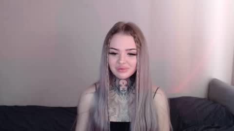 bklfeya online show from 10.30.25