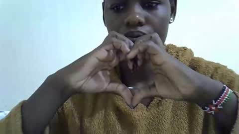 Snapshot of black_berry9 chatting on 10.04.25 black_berry9 online show from 10.04.25