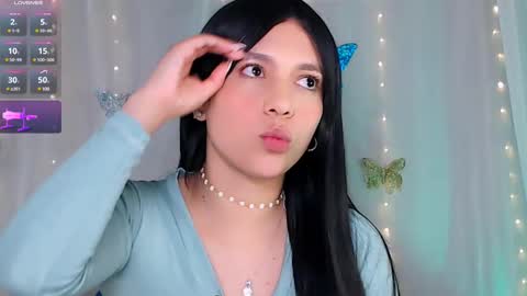 Snapshot of black_dar_ chatting on 02.26.25 Sara online show from 02.26.25