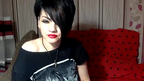 black_hot_01 online show from 12.30.24