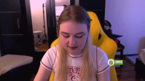 Sasha and Bella online show from 11.24.25