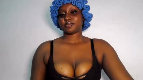 Snapshot of black_paanther chatting on 06.21.26 black_paanther online show from 06.21.26