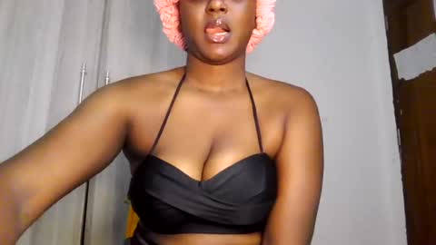 Snapshot of black_paanther chatting on 06.28.26 black_paanther online show from 06.28.26