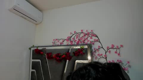 Snapshot of black_rose02 chatting on 10.05.25 B L A C K R O S E online show from 10.05.25