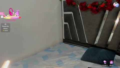 Snapshot of black_rose02 chatting on 10.06.25 B L A C K R O S E online show from 10.06.25