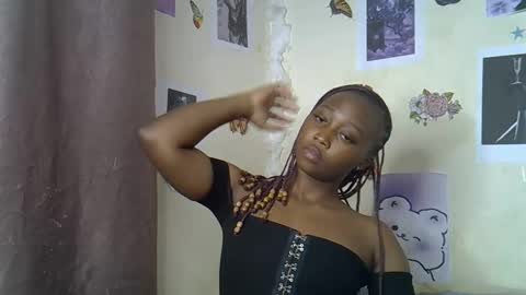 Snapshot of black_rosey chatting on 02.19.26 veraa online show from 02.19.26
