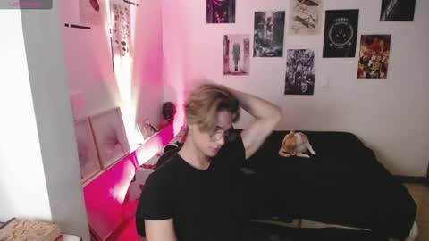 Bryan  online show from 03.08.25