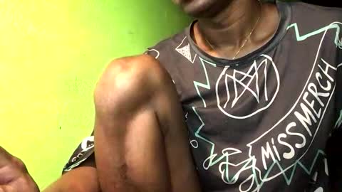 Snapshot of blackasiancockts chatting on 11.01.25 Crystal online show from 11.01.25