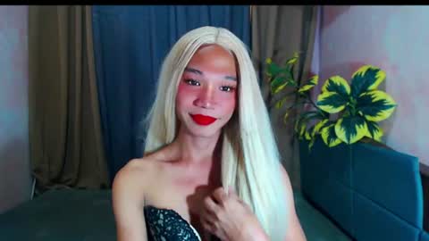 Snapshot of blackbarbie_jamie chatting on 07.17.26 blackbarbie_jamie online show from 07.17.26