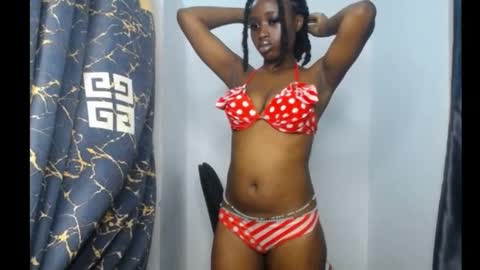 Snapshot of blackbeauty60 chatting on 06.07.26 lela online show from 06.07.26
