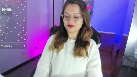 Sophie online show from 11.22.25