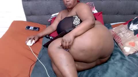Snapshot of blackbootyx5 chatting on 02.21.26 blackbootyx5 online show from 02.21.26
