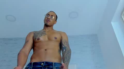 Snapshot of blackboy2874 chatting on 09.12.25 DWAYNE BELL online show from 09.12.25