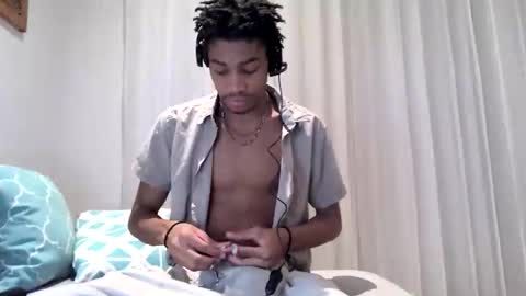 Snapshot of blackbulltitus chatting on 02.05.26 BlackBullTitus online show from 02.05.26