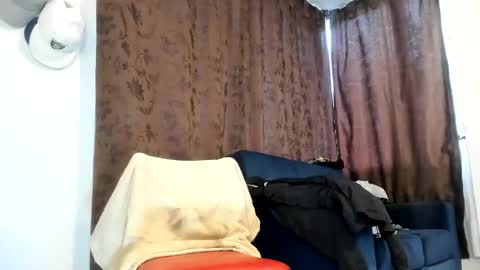 Snapshot of blackcoach chatting on 10.05.25 blackcoach online show from 10.05.25