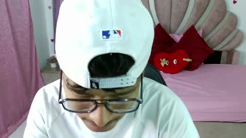 Snapshot of blackfox_desire chatting on 05.08.26 mateo online show from 05.08.26