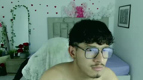 Snapshot of blackfox_desire chatting on 06.14.26 mateo online show from 06.14.26