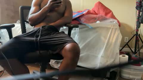 Snapshot of blackjag107 chatting on 09.29.25 blackjag107 online show from 09.29.25