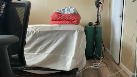 Snapshot of blackjag107 chatting on 10.29.25 blackjag107 online show from 10.29.25