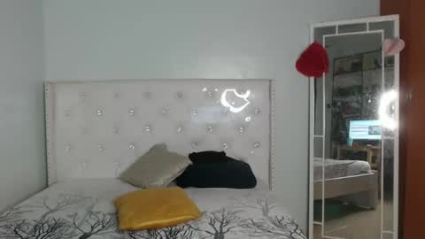 Snapshot of blackmelaninqueen chatting on 02.19.26 Cleo online show from 02.19.26