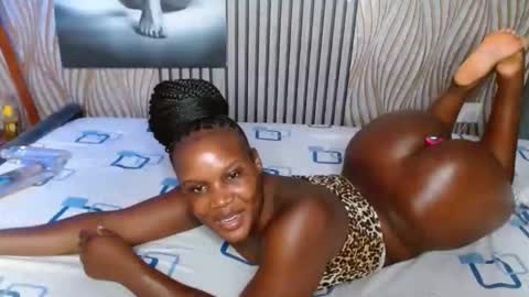 Snapshot of blackmellanin_ chatting on 06.03.26 Smiley sylivia online show from 06.03.26