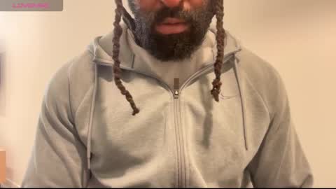 Snapshot of blackmuscles77 chatting on 03.01.26 blackmuscles77 online show from 03.01.26