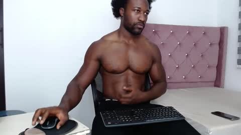 Snapshot of blacknikes chatting on 10.15.25 Twtter 1MikeBeckford Onlyfns beckfordmike online show from 10.15.25