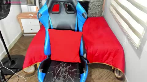 Snapshot of blacksex_boy chatting on 10.30.25 Marlon online show from 10.30.25