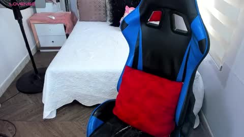 Snapshot of blacksex_boy chatting on 11.06.25 Marlon online show from 11.06.25