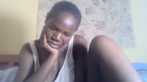 Snapshot of blacksexygal chatting on 02.23.25 SARAH online show from 02.23.25