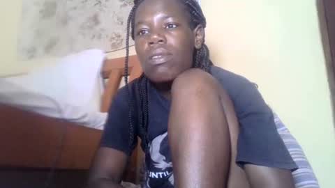 Snapshot of blacksexygal chatting on 03.07.25 SARAH online show from 03.07.25