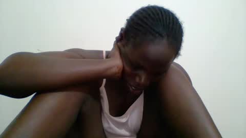 Snapshot of blacksexygal chatting on 09.12.25 SARAH online show from 09.12.25