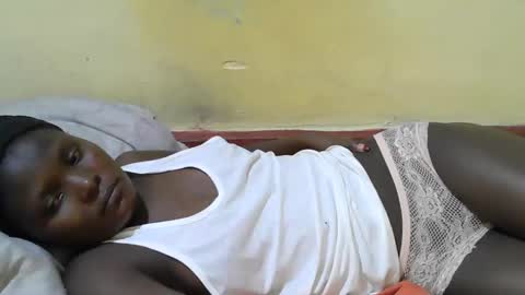 Snapshot of blackslim_girl2 chatting on 09.12.25 blackslim_girl2 online show from 09.12.25