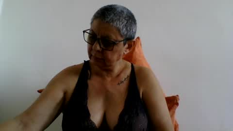 Snapshot of blackwidow05 chatting on 06.28.26 Black Widow online show from 06.28.26