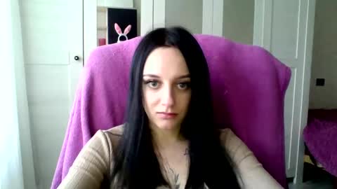 Snapshot of blacky_berry chatting on 01.14.25 Ivy online show from 01.14.25