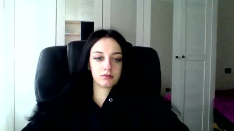 Snapshot of blacky_berry chatting on 01.17.25 Ivy online show from 01.17.25
