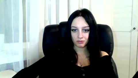 Snapshot of blacky_berry chatting on 01.23.25 Ivy online show from 01.23.25