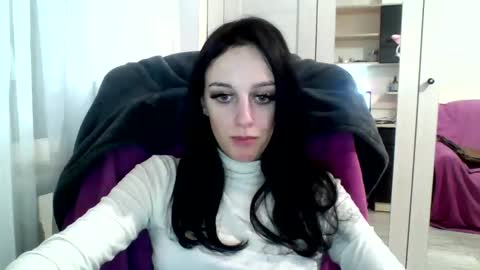 Snapshot of blacky_berry chatting on 02.04.25 Ivy online show from 02.04.25